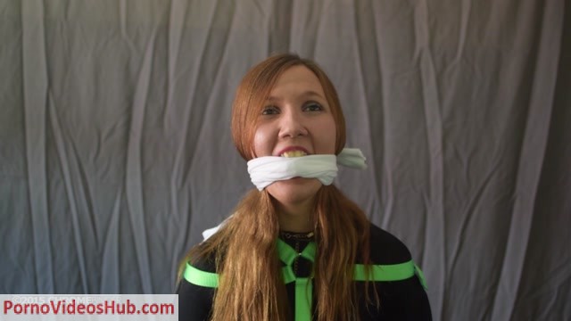 Cbinderbondage_presents_Cybele_Pantera_in_The_Green_Harness.mp4.00002.jpg