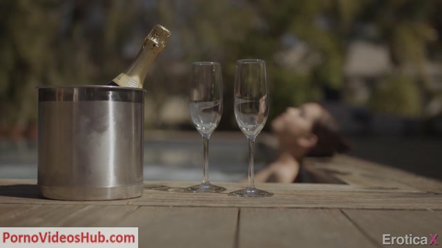 EroticaX_presents_Alina_Lopez_in_LA_Lover_-_06.06.2018.mp4.00000.jpg
