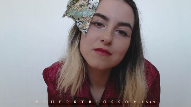 Misstress_Liliya_-_Follow_My_Voice_JOI.mp4.00007.jpg