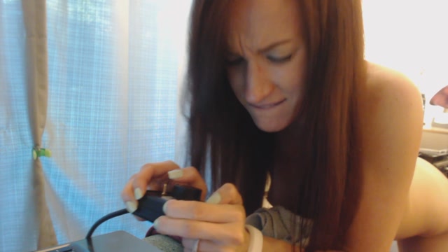 ManyVids_presents_Kitty_Darlingg_in_Face_View_Ass_Fuck.mp4.00011.jpg