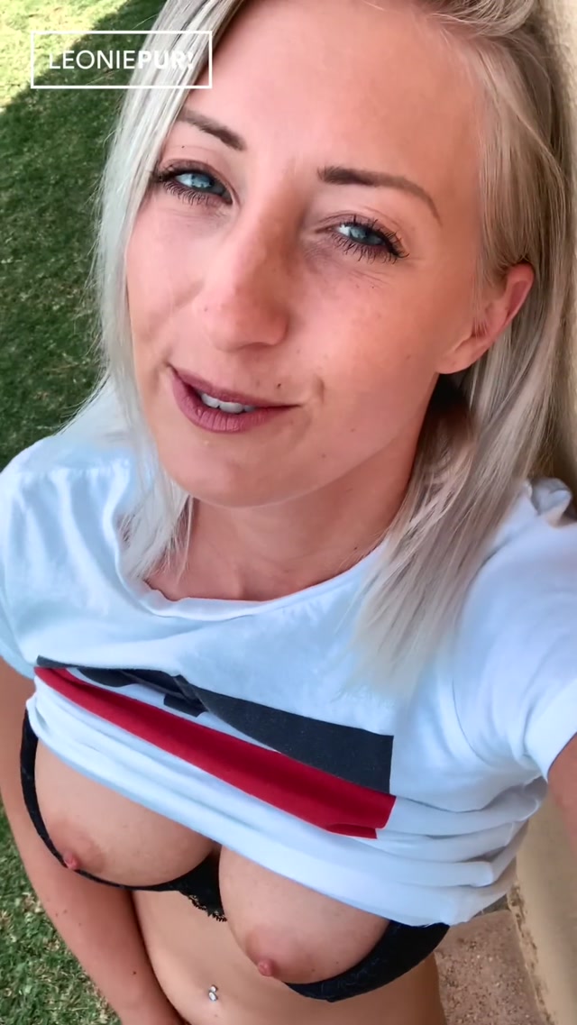 MyDirtyHobby_presents_Leonie-pur_-_Privates_Handyvideo__WTF_total_notgeil__Im_Garten_heimlich_zum_Orgasmus_gefingert__22.08.19_2160p.mp4.00014.jpg