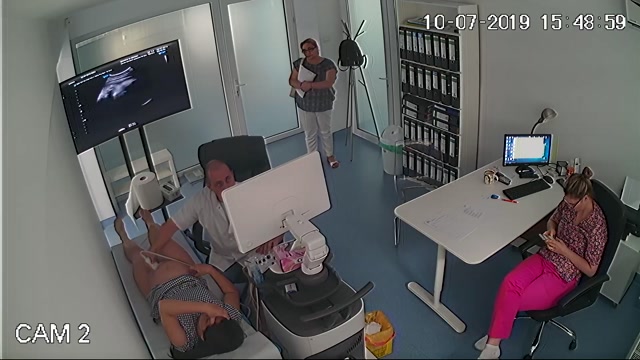 Real_hidden_camera_in_gynecological_cabinet_-_pack_2_-_archive1_-_11.avi.00007.jpg