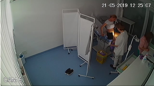 Real_hidden_camera_in_gynecological_cabinet_-_pack_2_-_archive2_-_13.mp4.00011.jpg