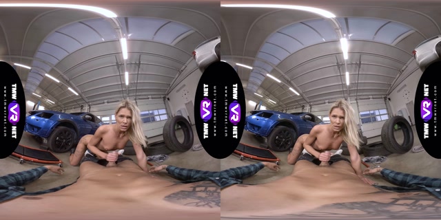 TmwVRnet_presents_Claudia_Mac__Martina_D___Open_pussy_if_you_have_no_money___09.01.2020.mp4.00004.jpg
