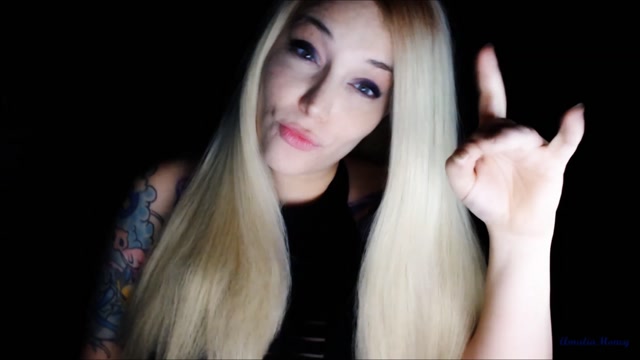 Amalia_Money_-_Live_In_Fear_December_Hit_List.mp4.00003.jpg