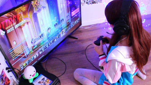 ManyVids_presents_KorpseKitten_in_Gamer_Dva_Plays_With_Fuck_Machine.mp4.00002.jpg