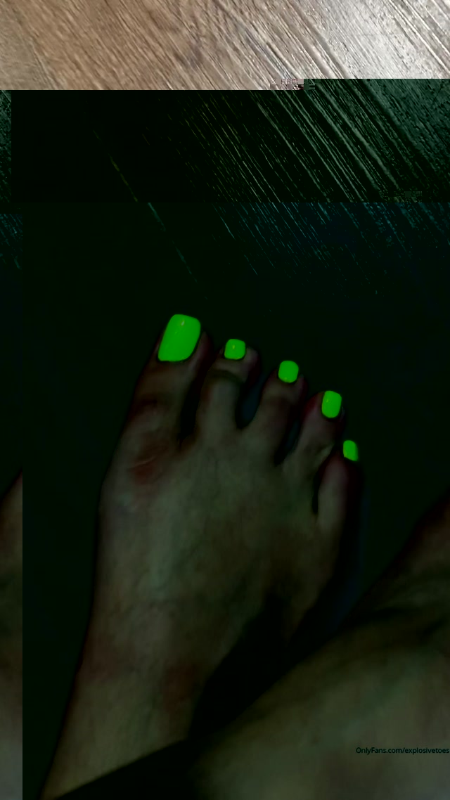 ExplosiveToes_-_5da8ceb0b04d5de13931b.mp4.00009.jpg