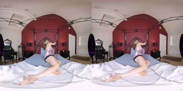 The_English_Mansion_-_Miss_Eve_Harper_-_Undercover_Pussy_Licking.mp4.00006.jpg