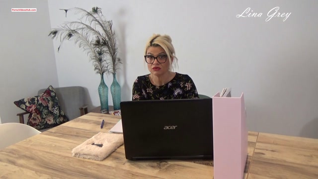 LinaGrey_-_jerking_off_on_the_medical_secretarys_feet_soles.mp4.00000.jpg