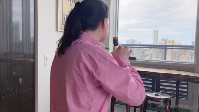 onlyisla_21-05-2020_Ok_guys_I_took_a_big_chance_making_this_you_might_even_.mp4.00001.jpg