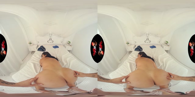 VRLatina_presents_Cum_On_My_Bum_-_Kesha_Ortega_4K.mp4.00012.jpg