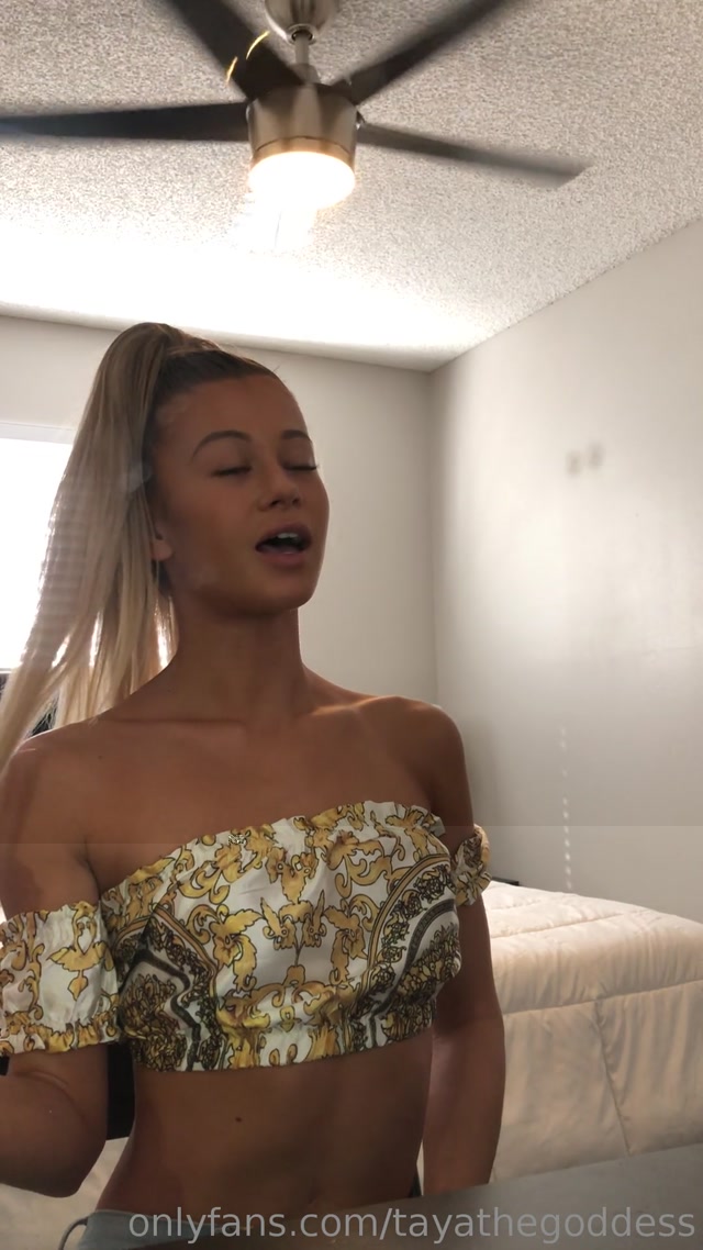 tayathegoddess_06-05-2019_My_first_ever_custom_clip_I_made_hehe_I_m.mp4.00000.jpg