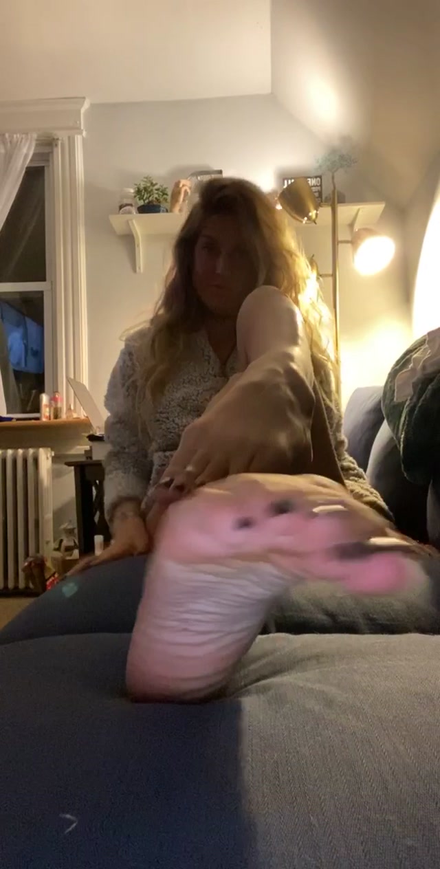 theperfectmistress_04-12-2019_I_m_too_good_at_teasin.mp4.00012.jpg