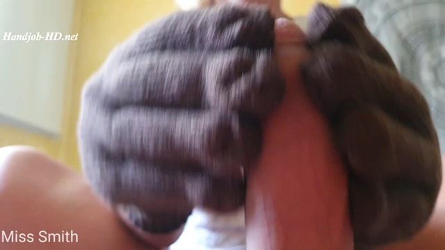 Brown_Knit_Winter_Gloves_-_Miss_Smith.mp4.00007.jpg