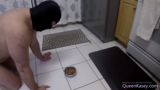 realqueenkasey_03-07-2019_Cuckold_slave_diet.mp4.00011.jpg
