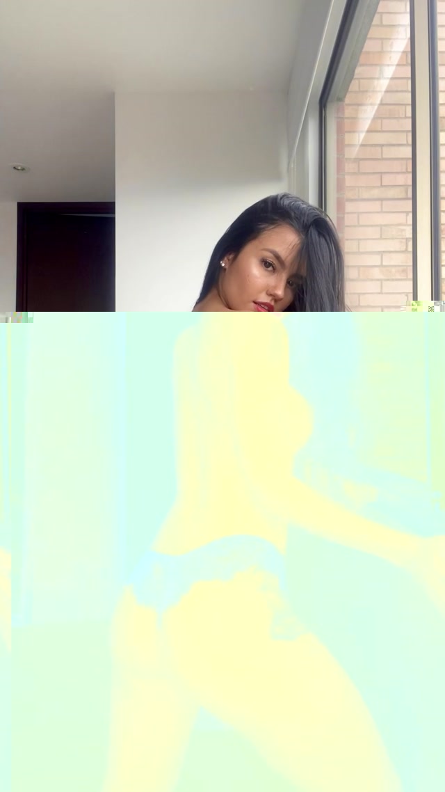 Andrea_Montoya_19-12-15_10198201_A_little_tease_for_today_...mp4.00007.jpg