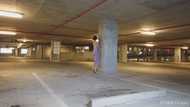 FTVMilfs_presents_Alora_Jaymes_-_Slender___Leggy_2_-_A_Florida_Return_-_07.mp4.00010.jpg