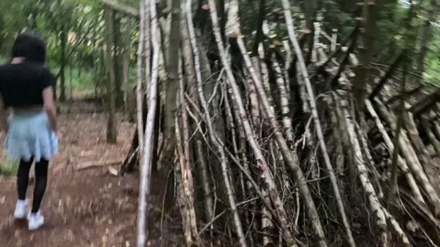 Isabella_Hush_-_Fucked_in_the_woods.mp4.00006.jpg