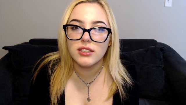 Manipulatrix_Ivy_-_Ivy_Love_Addiction.mp4.00005.jpg