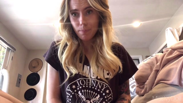 MissIvyDoll_GFE_Feet_Cum.mov.00006.jpg