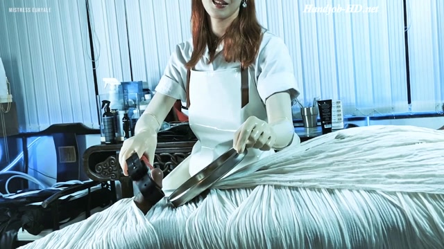 Wrapped_and_Extracted_-_Mistress_Euryale.mp4.00010.jpg