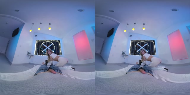 VRCosplayx_presents_Emma_Frost_V2_A_XXX_Parody_-_Aiden_Ashley.mp4.00004.jpg