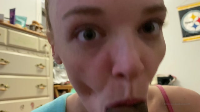 goddessesspade34_05-03-2020-24552563-Sucking_some_bbc.mp4.00003.jpg