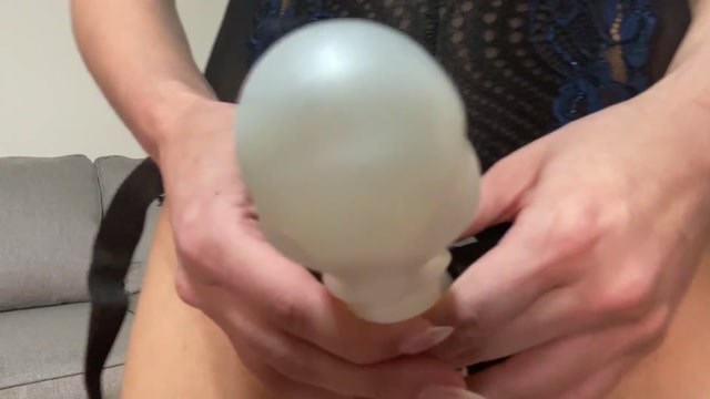 miss_amina_pegging_pov.mp4.00003.jpg