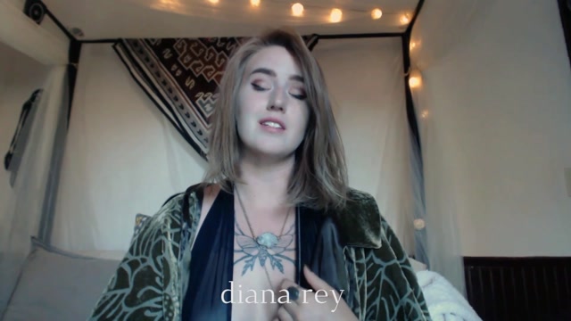 Diana_Rey_-_Priestess.mp4.00006.jpg