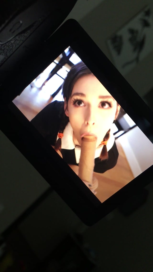 Ivy_Aura_Video_027.mp4.00001.jpg