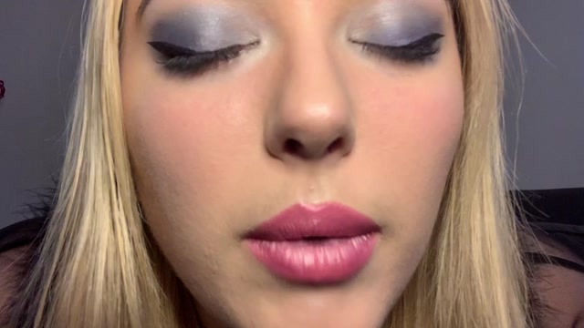 Manipulatrix_Ivy_-_IQ_Draining_Hypnosis.mp4.00003.jpg
