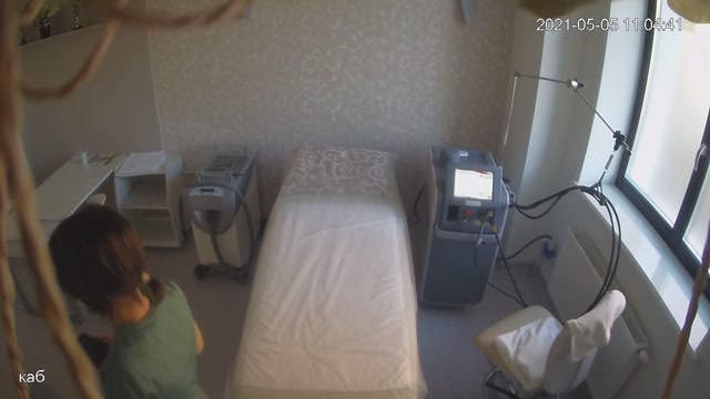 Voyeur - Ukrainian Cosmetic salon 31 00013