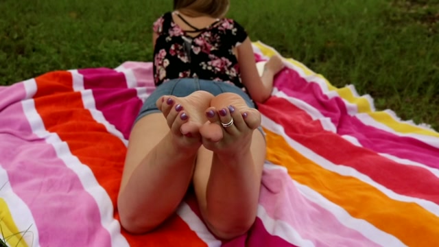 Footsie Tootsies - Sole Snack 00005 Footsie Tootsies - Sole Snack 00005