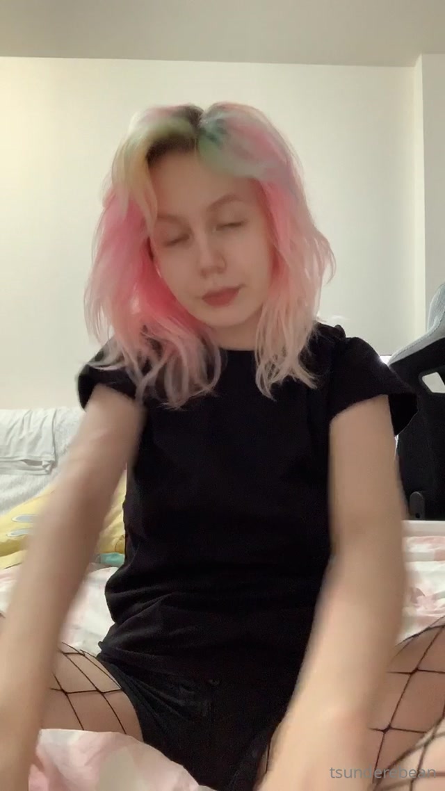 TSUnderebean 2020-04-20_5e9dfe96ce6a43a560bf9_source Video 00000 TSUnderebean 2020-04-20_5e9dfe96ce6a43a560bf9_source Video 00000