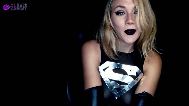 Bellatrix Bandit - Dark Super Girl Foot Worship Foiled 00011