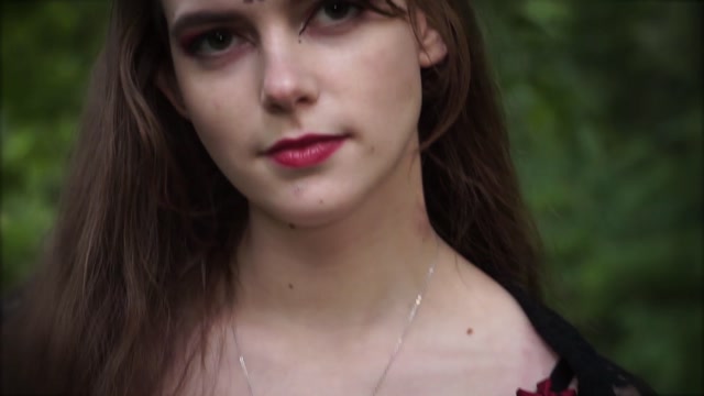 LongHairLuna - HF Vampire Queen Slayer POV 00004