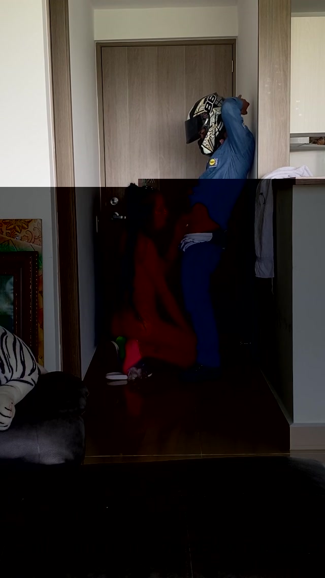 SweetLauraSaenz aka Laura Saenz - Good morning hidden camera I just received an orde 19-07-2020 00005