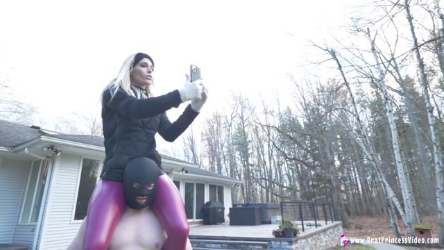 Brat Princess 2 - Amber - Girls Can do Yard Work 00008