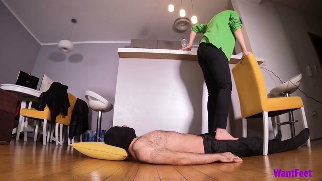 Cock Trample City Clips - Viky Loves Hard Trampling 4K 00013 Cock Trample City Clips - Viky Loves Hard Trampling 4K 00013