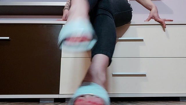 Findom Teodora - 1 Hour Footwear Edging – MONEY GODDESSS 00004