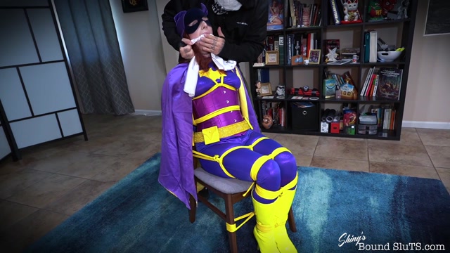 bond 3327 Batgirl Captured and Tormented - Sabina Steele 00002 bond 3327 Batgirl Captured and Tormented - Sabina Steele 00002