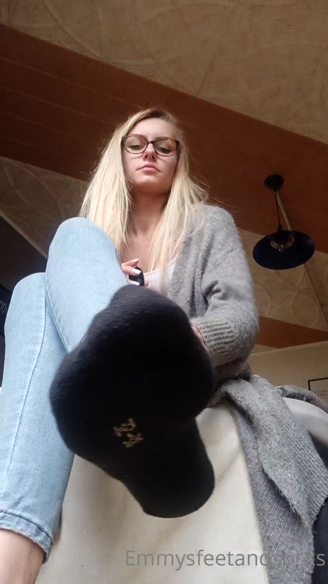 emmyfeetandsocks 06 04 2021 2075430344 today i tri 00013 emmyfeetandsocks 06 04 2021 2075430344 today i tri 00013