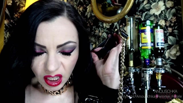 Worship Your Shiny, Dark Goddess!.Mp4 – ANOUSCHKA FEMME FATALE 00002