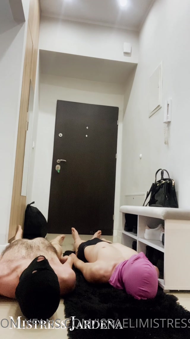 israelimistress 22 05 2022 2463243063 two bitches 00009