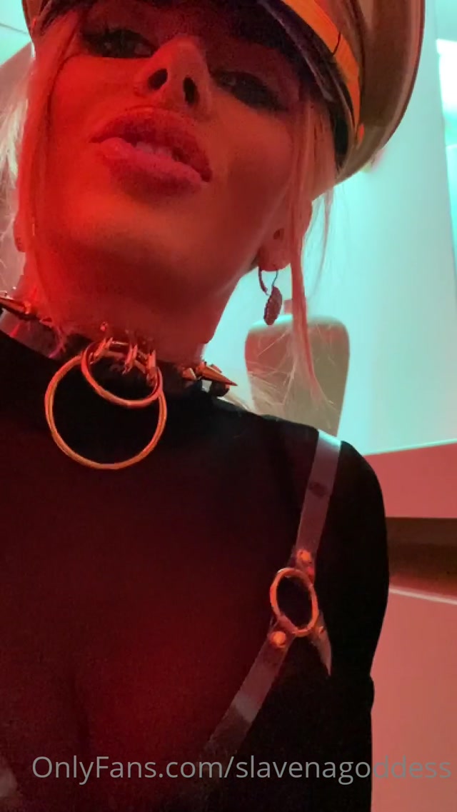 Mistress Slavena GS035 00013