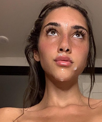 Izzy Green aka izzygreen 15 Clips, Photos Pack