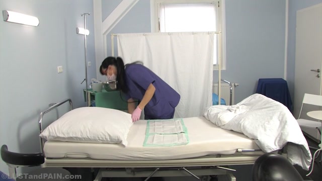 LUST AND PAIN - Eve Dynamite and Lady Ira - Before Opening Part 1 00009