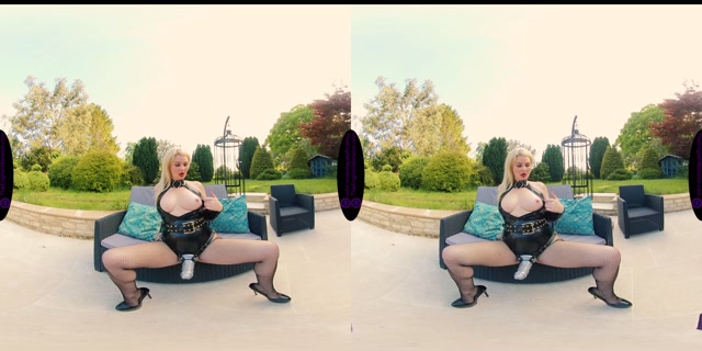 The English Mansion - Lady Sara Borgia - Outdoor Oral Obedience - VR 00007 The English Mansion - Lady Sara Borgia - Outdoor Oral Obedience - VR 00007
