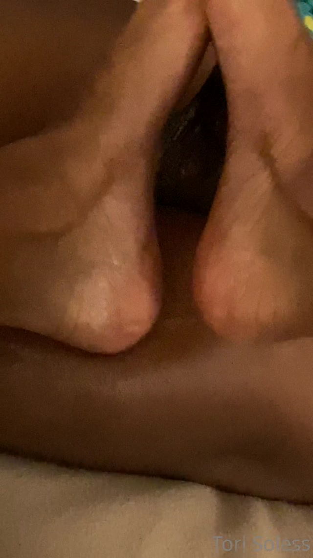 Tori Soless 036 torisoless-08-12-2020-1405758298- - FootJob 00015
