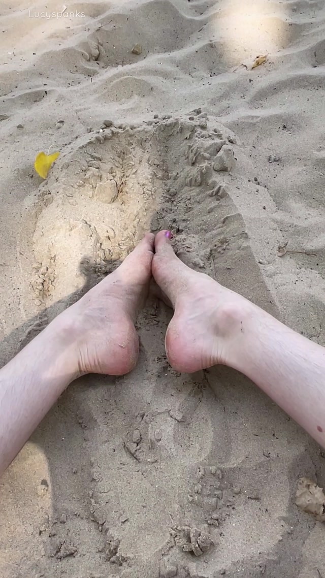 LucySpanks - Sandy Feet Public Worship 00008 LucySpanks - Sandy Feet Public Worship 00008